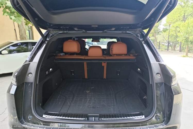 Used Li Auto L7 2023 Pro Model Trunk