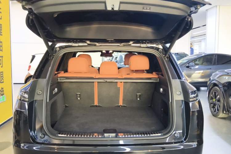 Used Li Auto L7 2023 Pro Model Trunk