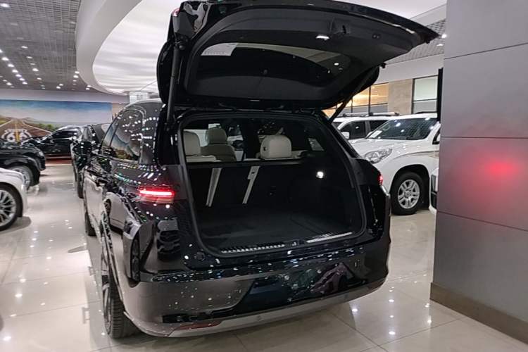 Used Li Auto L7 2023 Max model Trunk
