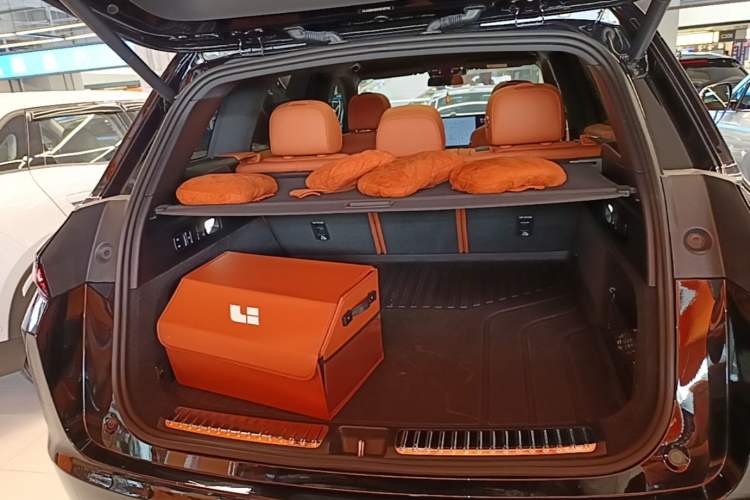 Used Li Auto L7 2023 Pro Model Trunk