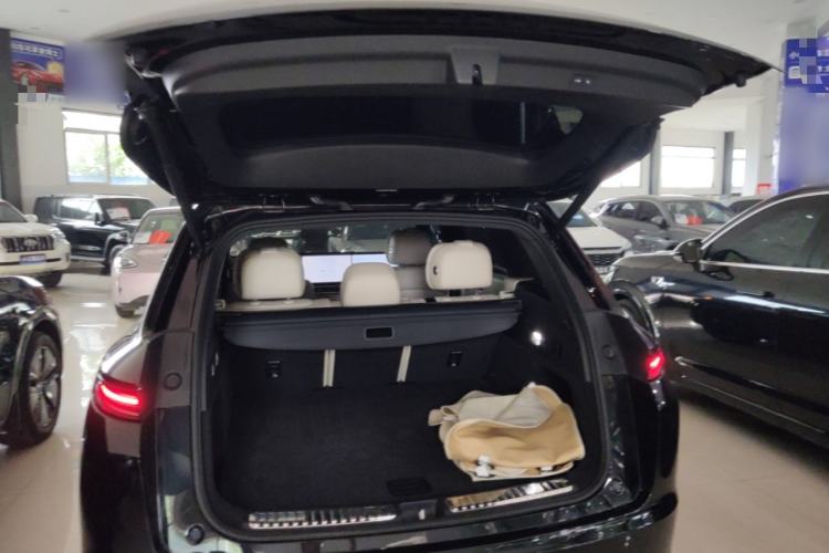 Used Li Auto L7 2023 Pro Model Trunk
