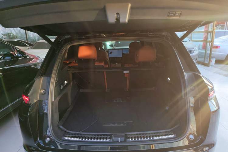 Used Li Auto L7 2023 Pro Model Trunk
