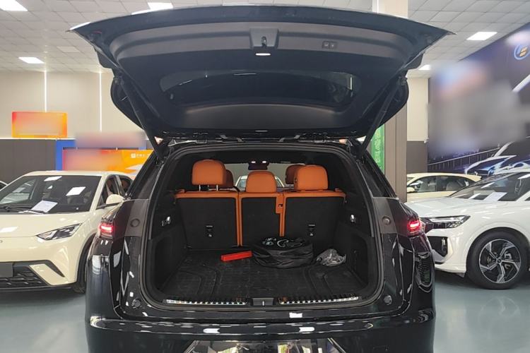 Used Li Auto L7 2023 Pro Model Trunk