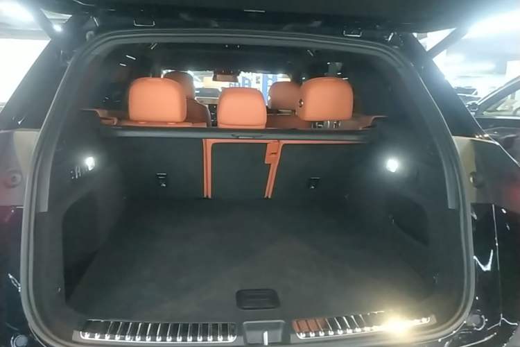 Used Li Auto L7 2023 Pro Model Trunk