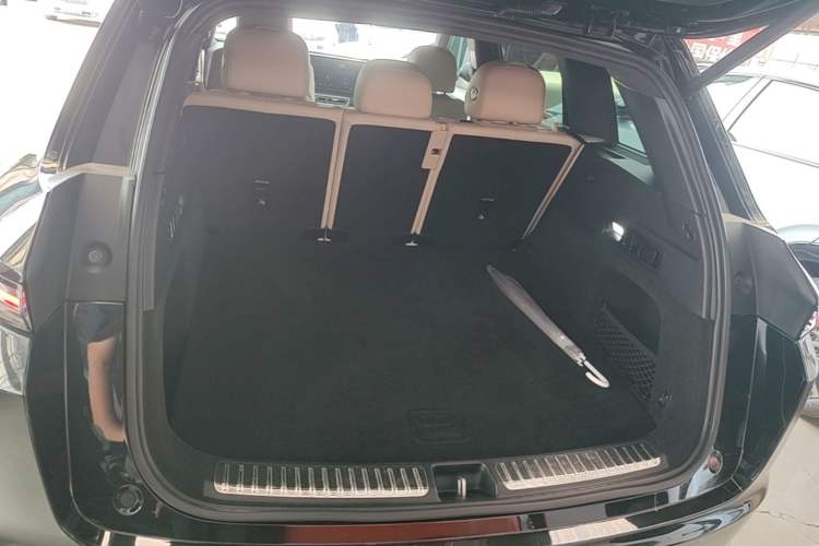 Used Li Auto L7 2023 Pro Model Trunk