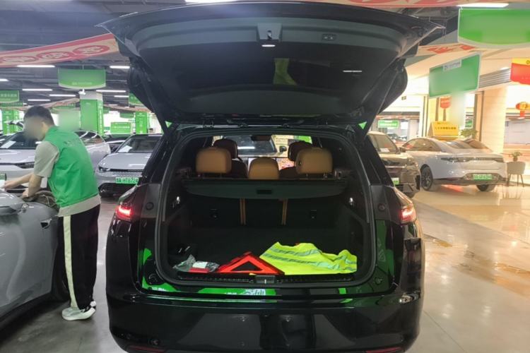 Used Li Auto L7 2023 Air model Trunk