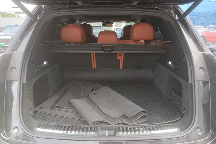 Used Li Auto L7 2023 Air model Trunk