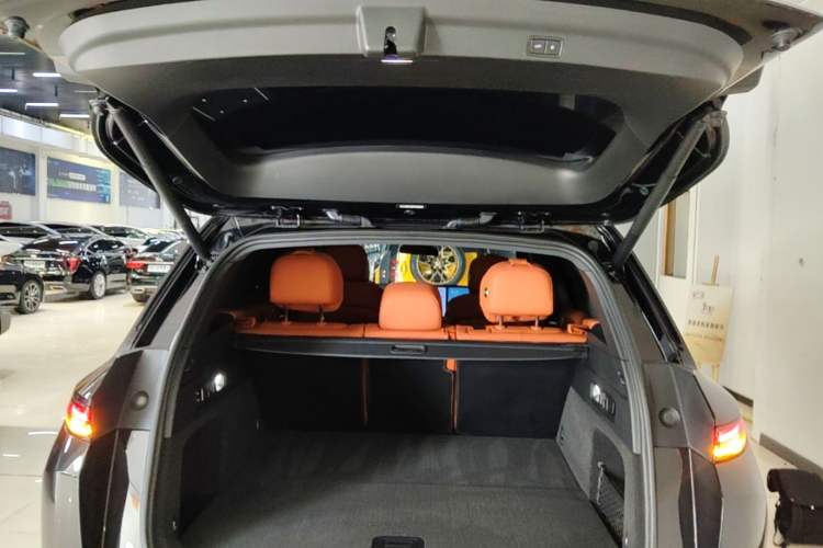 Used Li Auto L7 2023 Air model Trunk