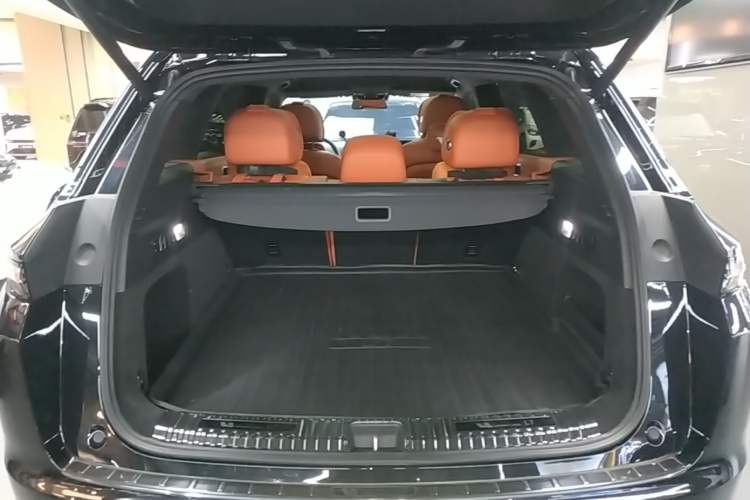 Used Li Auto L7 2023 Pro Model Trunk