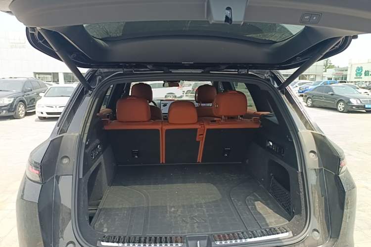 Used Li Auto L7 2023 Max model Trunk