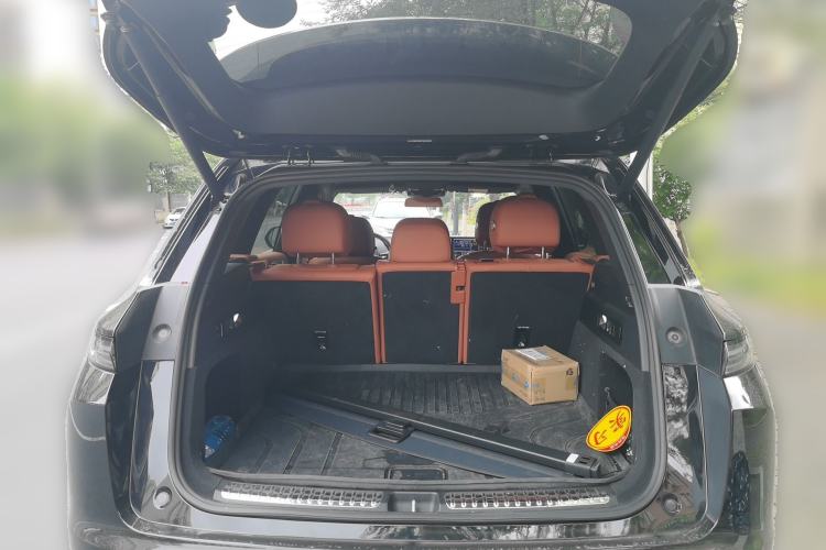 Used Li Auto L7 2023 Air model Trunk