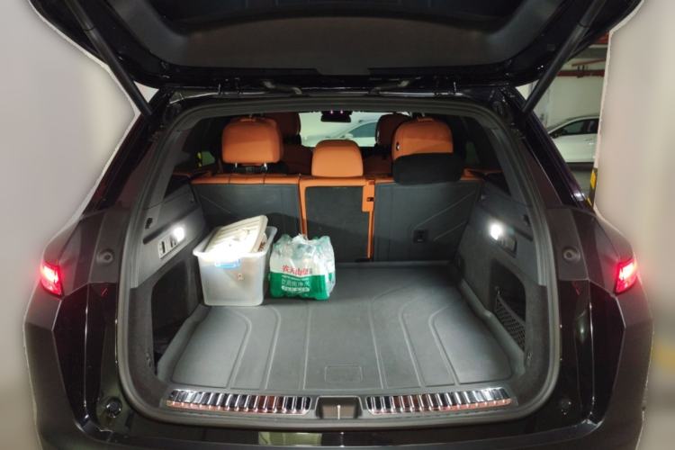 Used Li Auto L7 2023 Pro Model Trunk