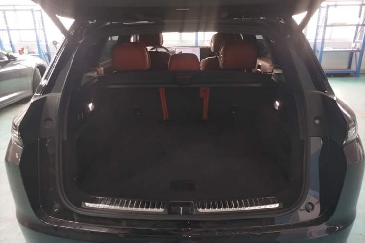 Used Li Auto L7 2023 Air model Trunk