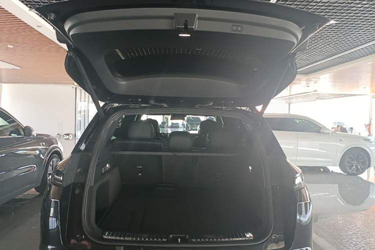 Used Li Auto L7 2023 Max model Trunk