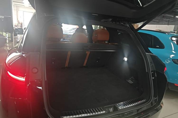 Used Li Auto L7 2023 Pro Model Trunk
