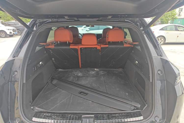 Used Li Auto L7 2023 Air model Trunk