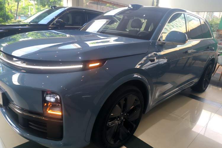 Used Li Auto L7 2023 Max model Guazi used car, China used car export, Used car for sale, Used  cars, Cheapest cars for sale