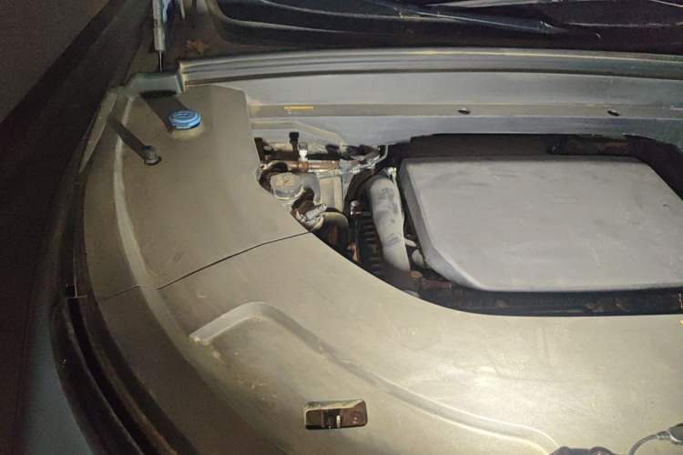 Used Li Auto L7 2023 Pro Model Engine Bay Right