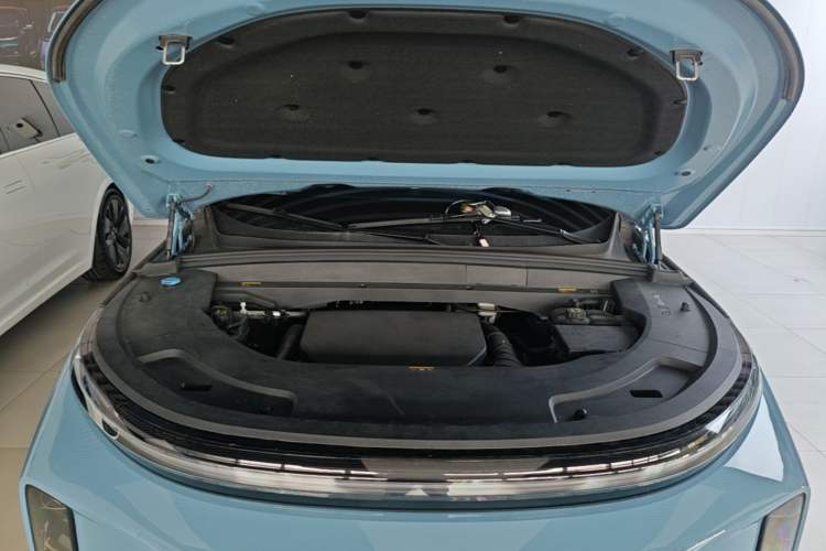Used Li Auto L7 2023 Max model Engine Bay
