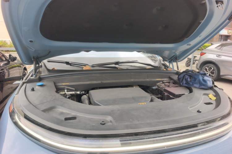 Used Li Auto L7 2023 Max model Engine Bay