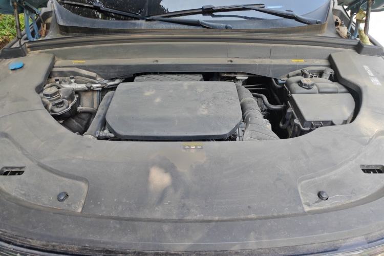 Used Li Auto L7 2023 Pro Model Engine Bay