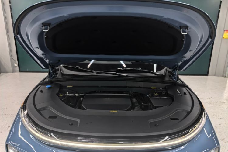 Used Li Auto L7 2023 Pro Model Exterior 2