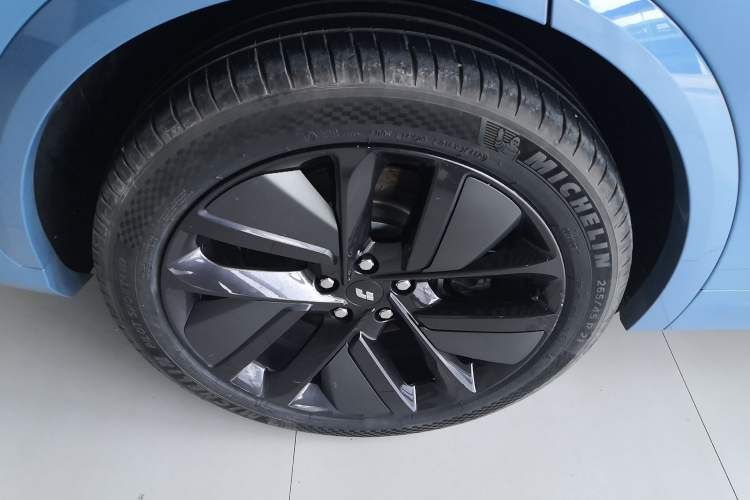 Used Li Auto L7 2023 Max model Exterior 5