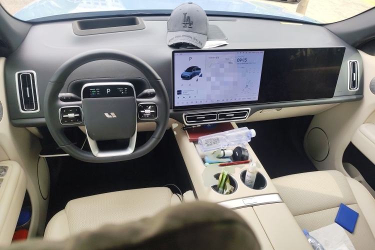 Used Li Auto L7 2023 Pro Model Interior 2