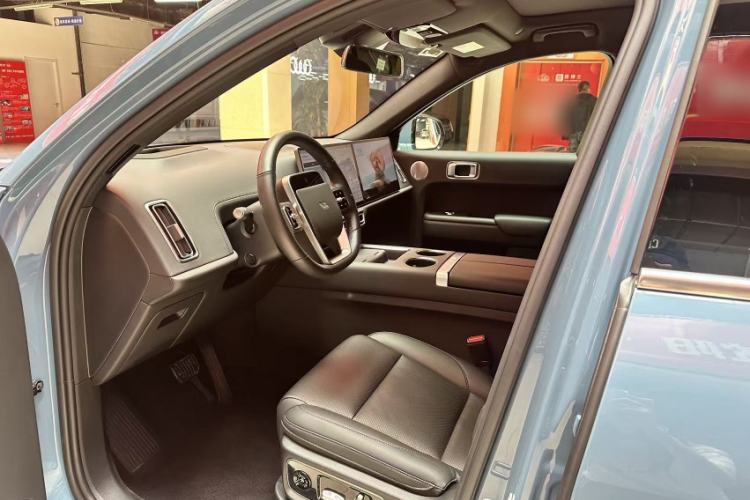 Used Li Auto L7 2023 Pro Model Interior 3