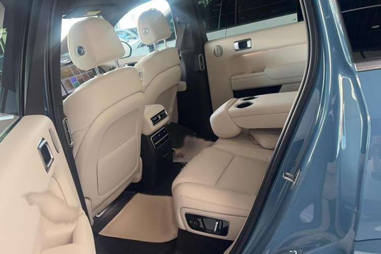 Used Li Auto L7 2023 Pro Model Interior 3