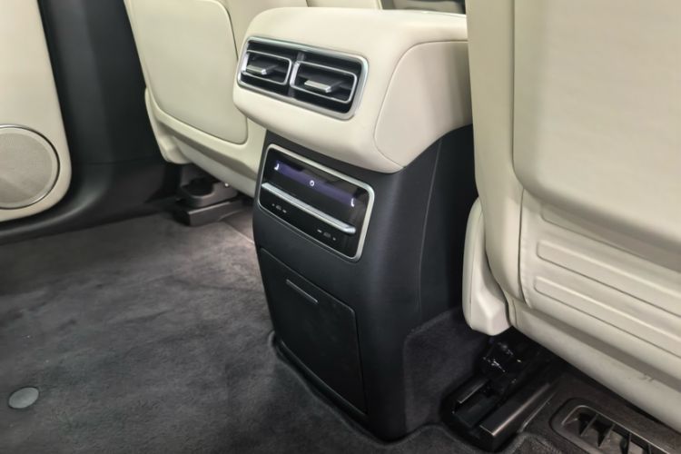 Used Li Auto L7 2023 Pro Model Interior 4
