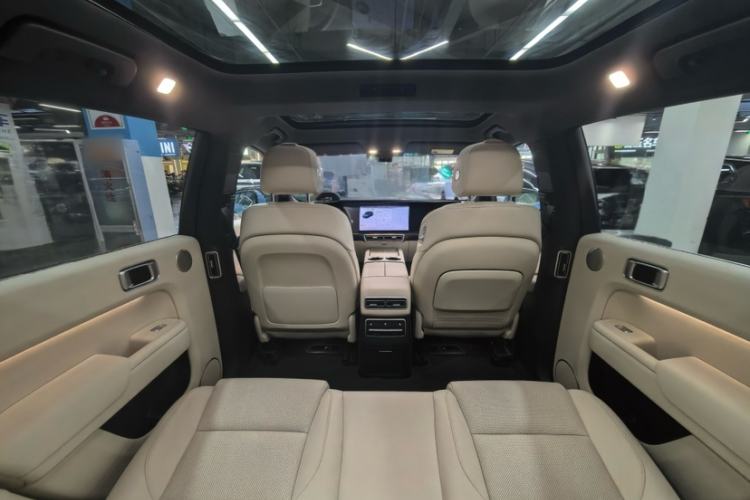 Used Li Auto L7 2023 Pro Model Interior 5
