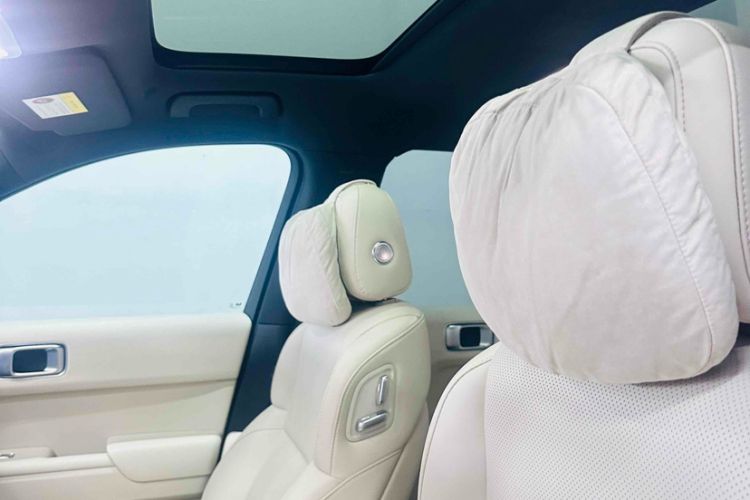 Used Li Auto L7 2023 Pro Model Interior 6