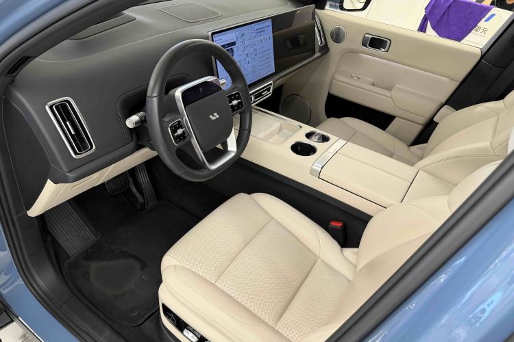 Used Li Auto L7 2023 Max model Interior 8