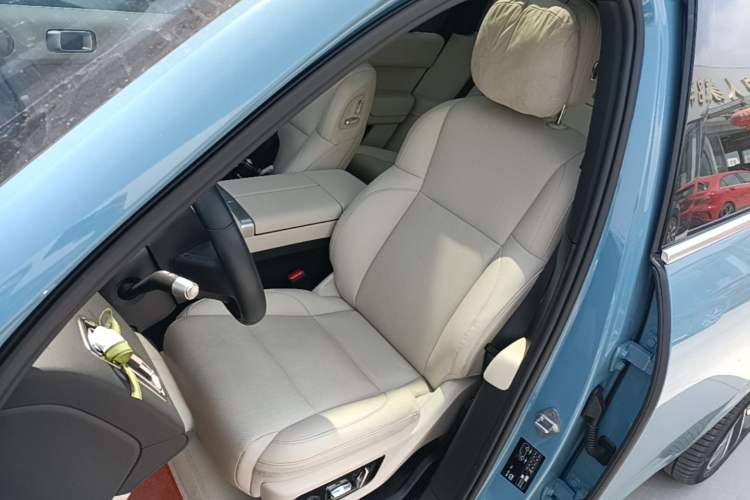 Used Li Auto L7 2023 Pro Model Left Front Seat