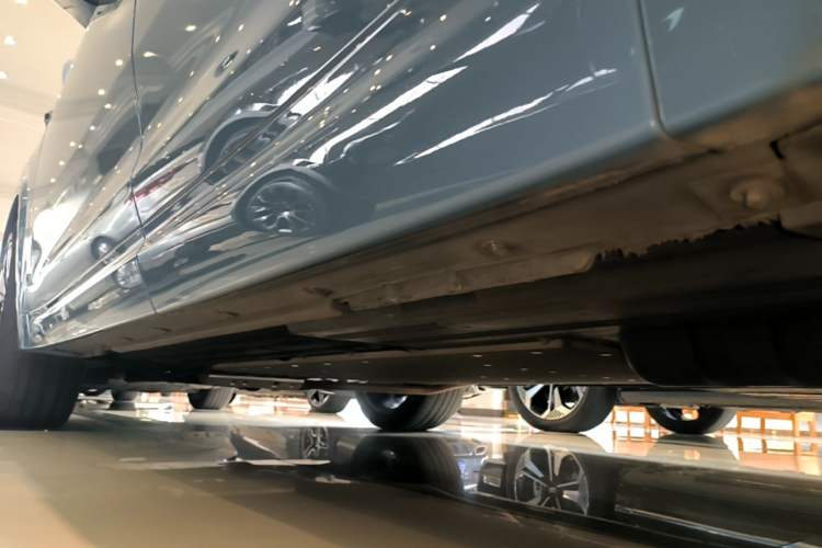 Used Li Auto L7 2023 Max model Left Side Sill