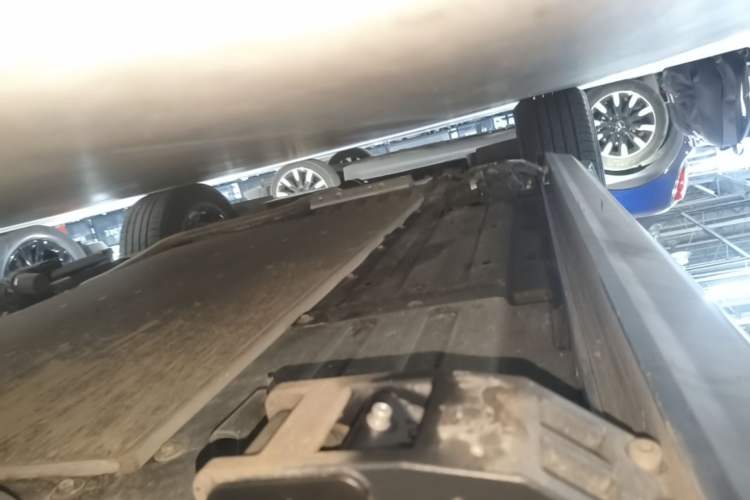 Used Li Auto L7 2023 Max model Left Side Sill