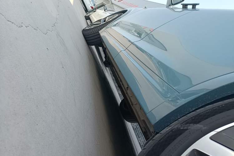 Used Li Auto L7 2023 Pro Model Left Side Sill