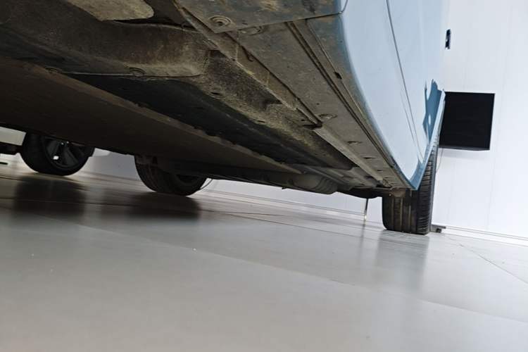 Used Li Auto L7 2023 Max model Left Side Sill
