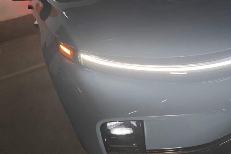 Used Li Auto L7 2023 Max model Right Front Headlight