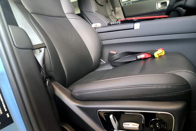 Used Li Auto L7 2023 Max model Right Front Seat