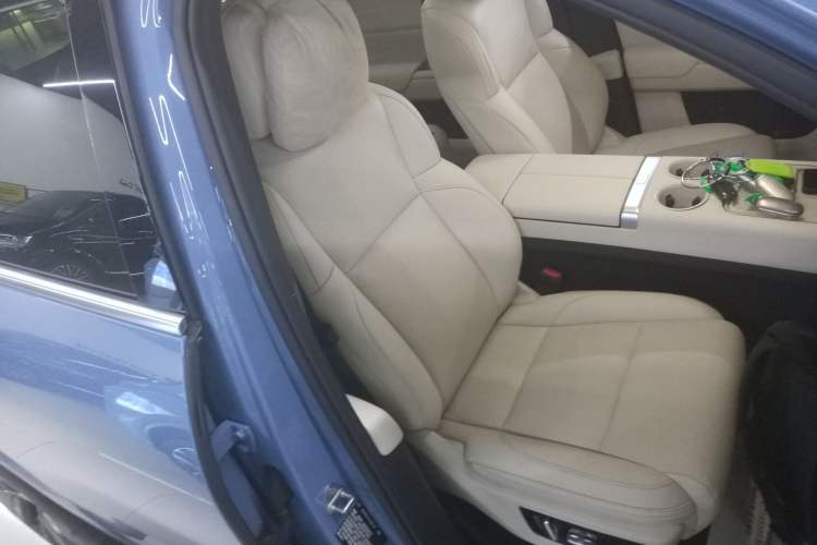 Used Li Auto L7 2023 Max model Right Front Seat