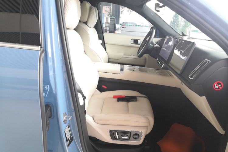 Used Li Auto L7 2023 Max model Right Front Seat