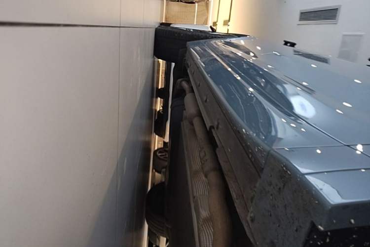 Used Li Auto L7 2023 Max model Right Side Sill