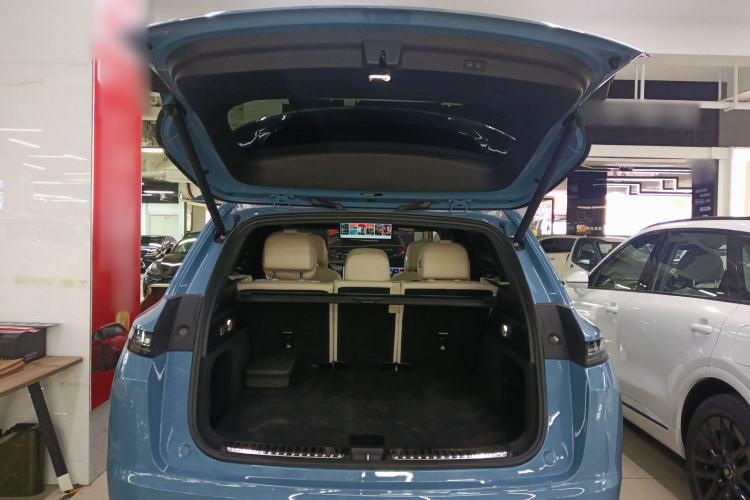 Used Li Auto L7 2023 Max model Trunk