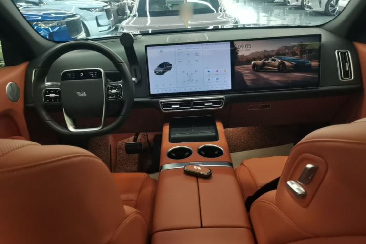 Used Li Auto L7 2023 Pro Model Center Console