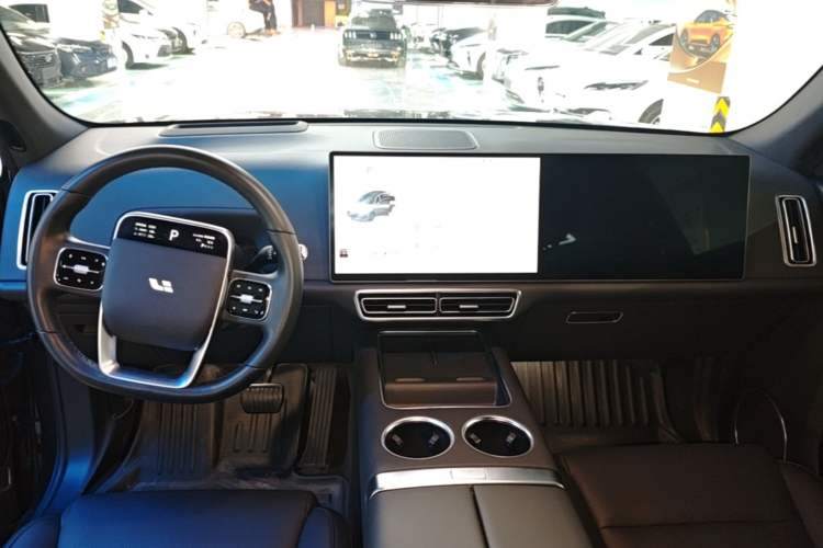 Used Li Auto L7 2023 Pro Model Center Console