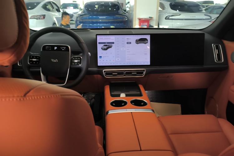 Used Li Auto L7 2023 Pro Model Center Console
