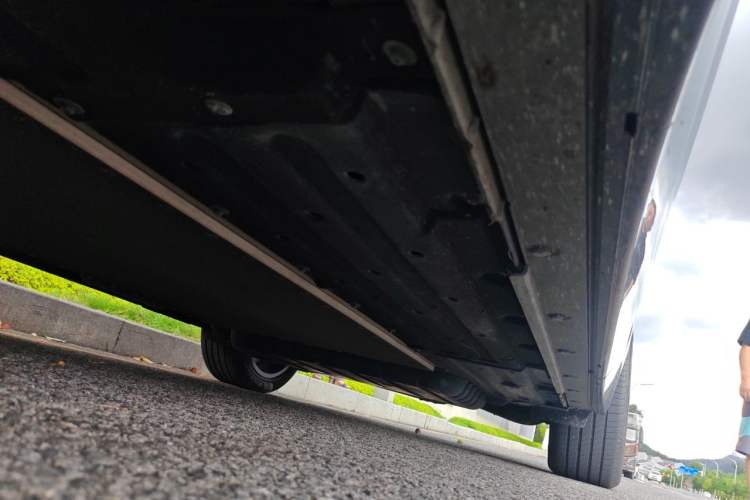 Used Li Auto L7 2023 Pro Model Chassis Front Left