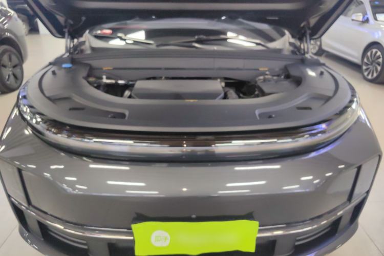 Used Li Auto L7 2023 Pro Model Engine Bay